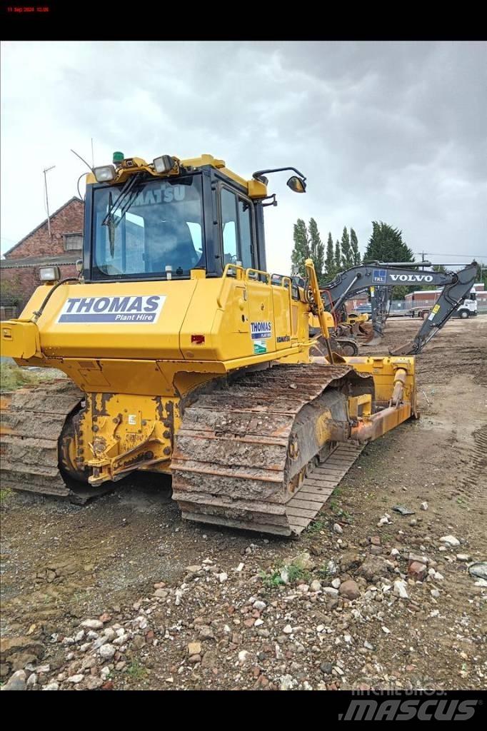 Komatsu D 65 PX-18 lánctalpas dózerek
