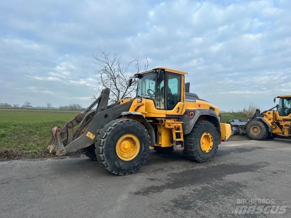Volvo L120 H Gumikerekes homlokrakodók