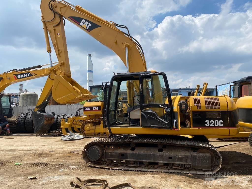 CAT 320 C Lánctalpas kotrók