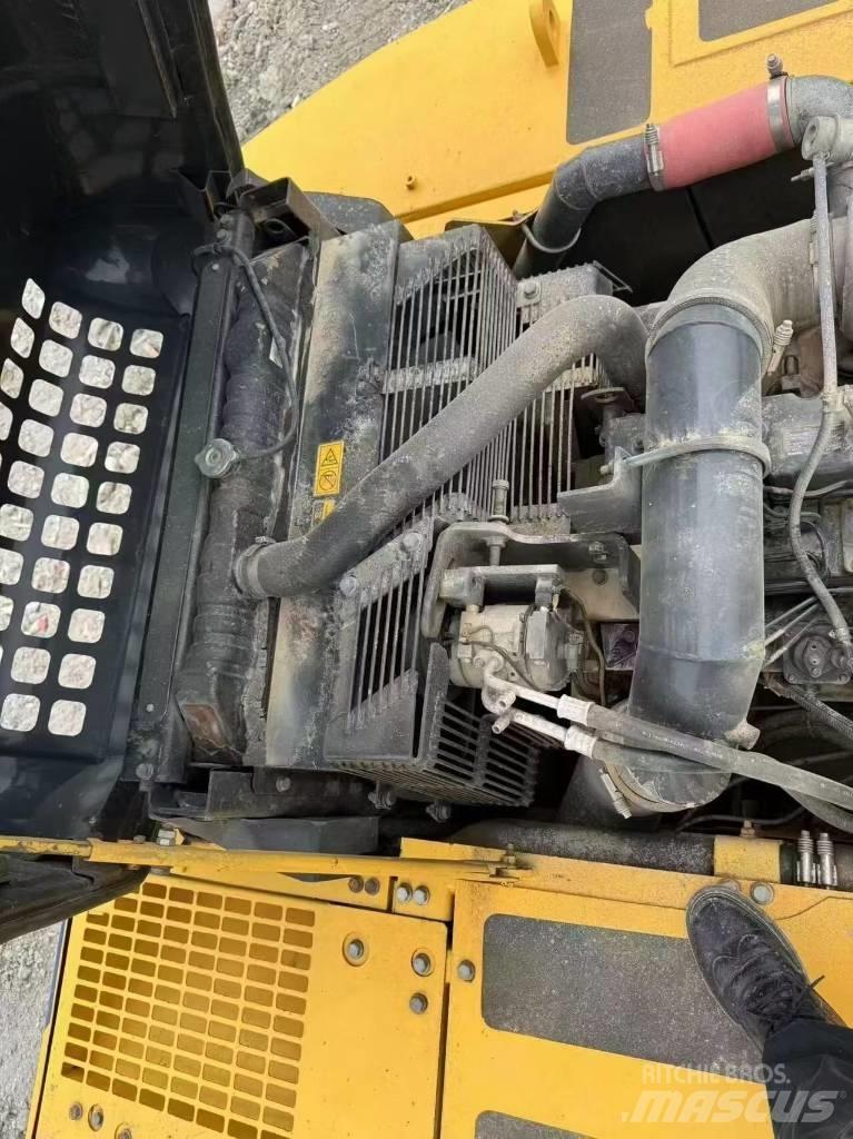 Komatsu PC 350 Lánctalpas kotrók