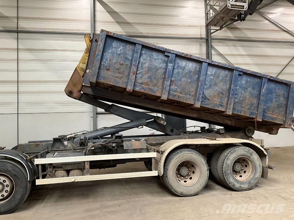 Volvo FH 16 520 8X4 Horgos rakodó teherautók