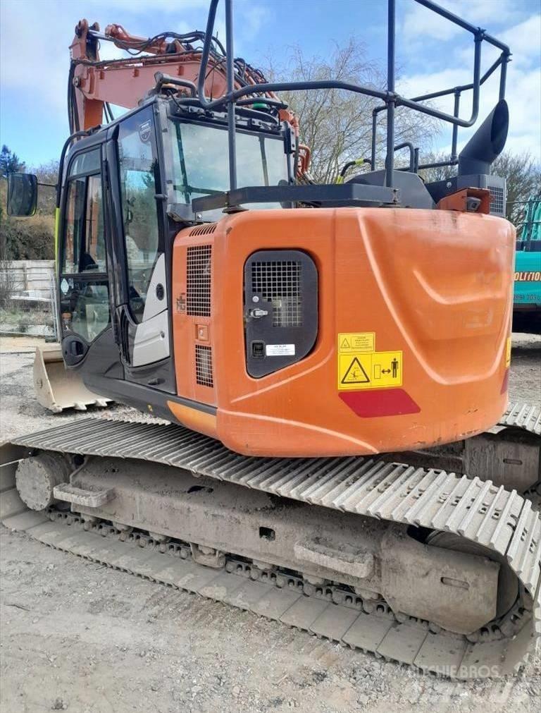 Hitachi ZX 135 US-6 Lánctalpas kotrók