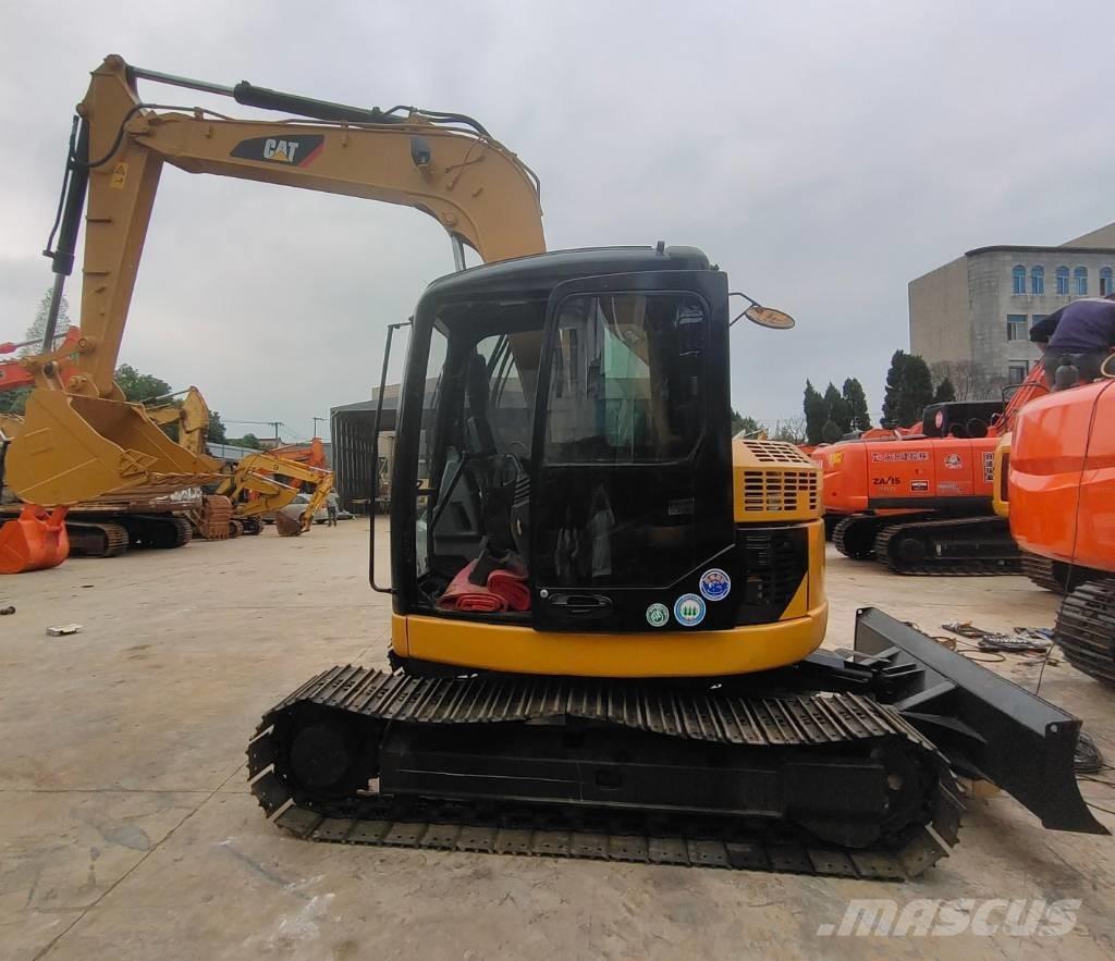 CAT 308 D Közepes (midi) kotrók 7 t - 12 t
