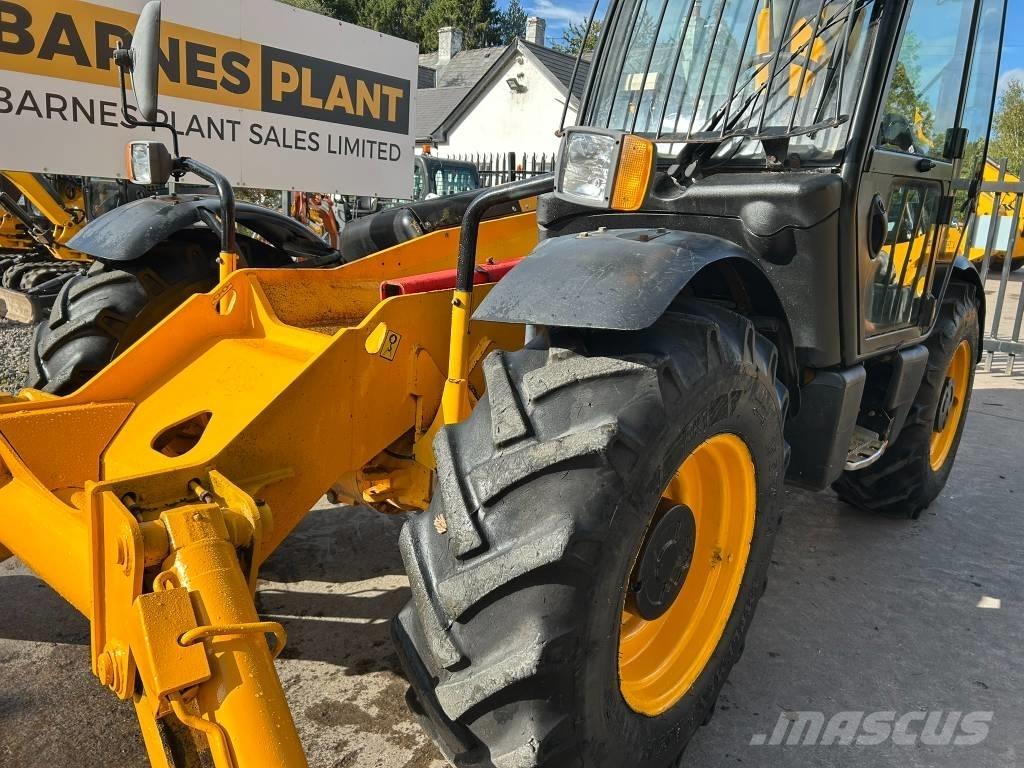 JCB 532-120 Teleszkópos rakodók