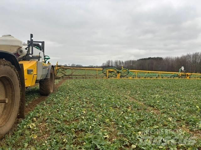 Chafer SENTRY 6000 Vontatott trágyaszórók