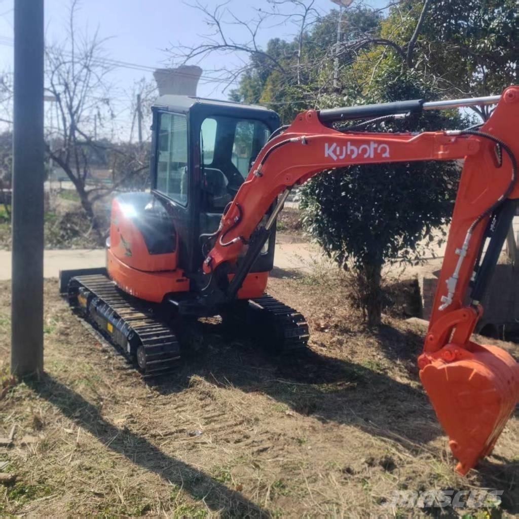 Kubota U 35 Lánctalpas kotrók