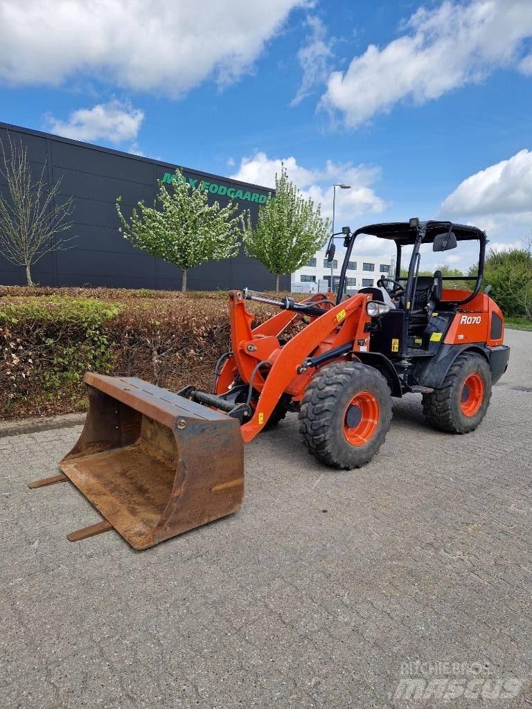 Kubota R 070 Gumikerekes homlokrakodók