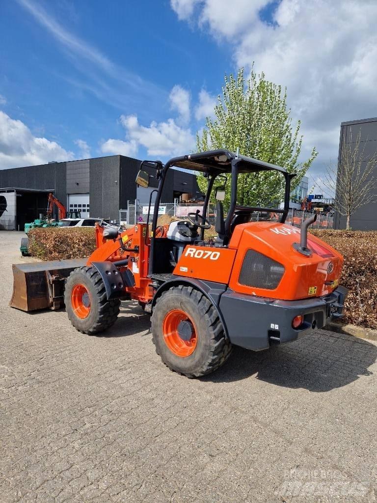 Kubota R 070 Gumikerekes homlokrakodók
