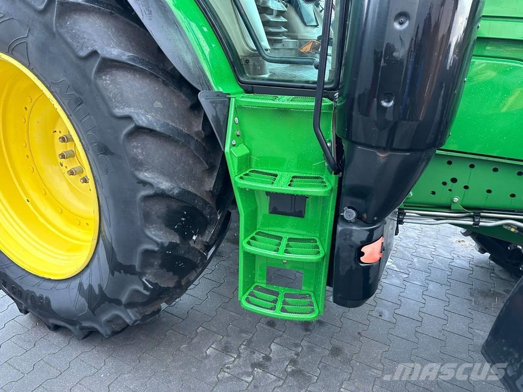 John Deere 6145 R Traktorok