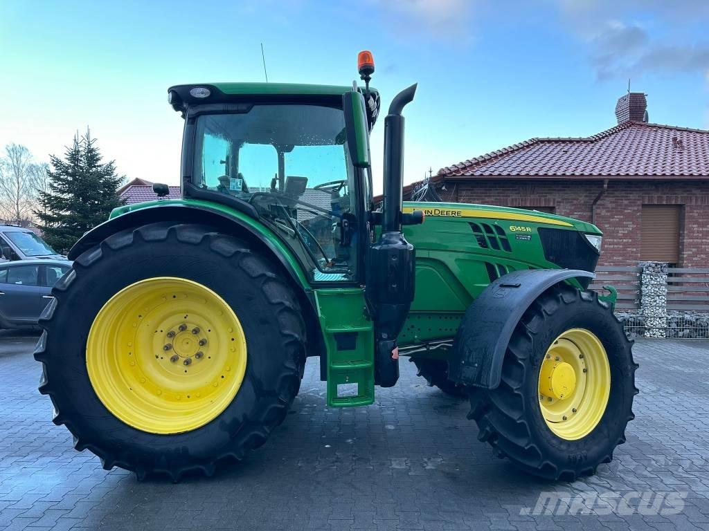 John Deere 6145 R Traktorok
