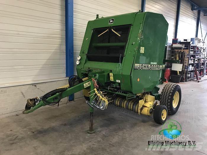 John Deere 570 Szecskázók