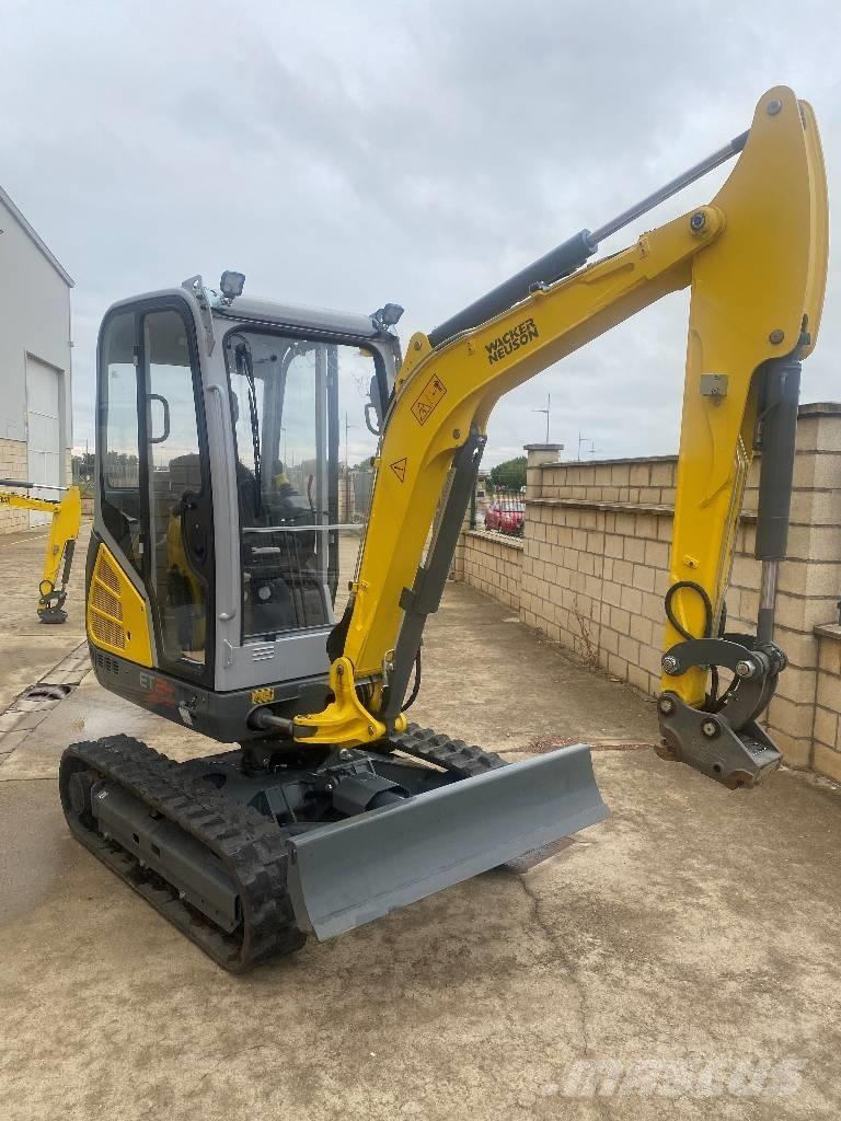 Wacker Neuson ET 24 Mini kotrók < 7t