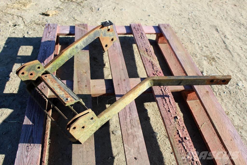  Fotsteg Alváz és felfüggesztés