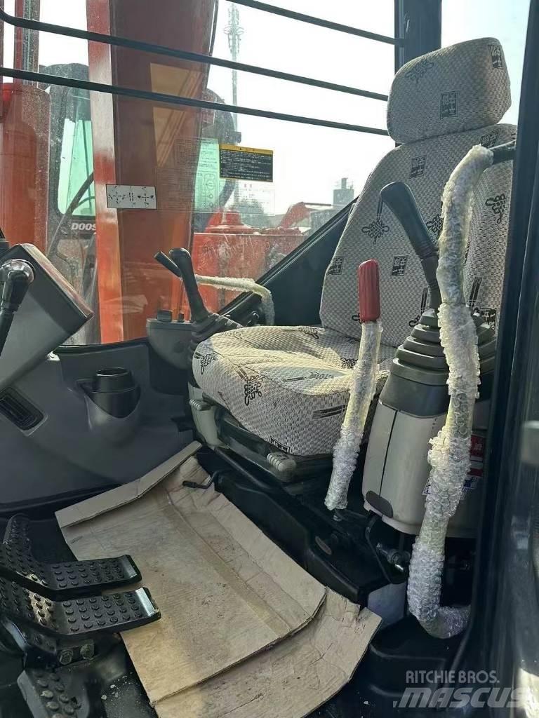 Hitachi Zaxis 60 Mini kotrók < 7t