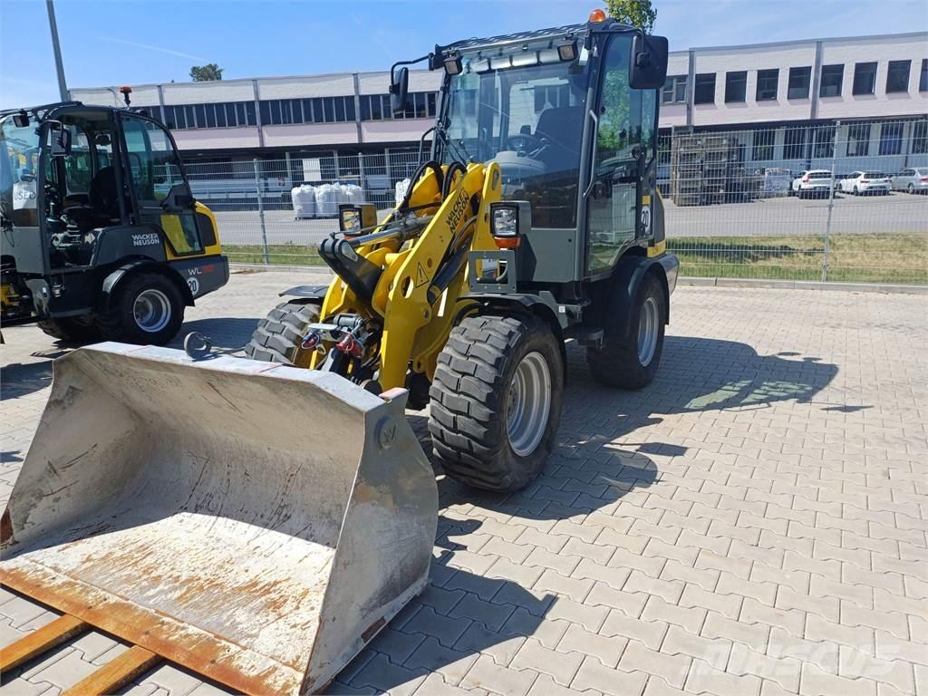 Wacker Neuson WL38 Gumikerekes homlokrakodók