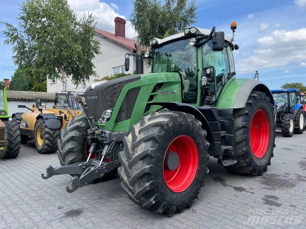 Fendt 824 VARIO Traktorok