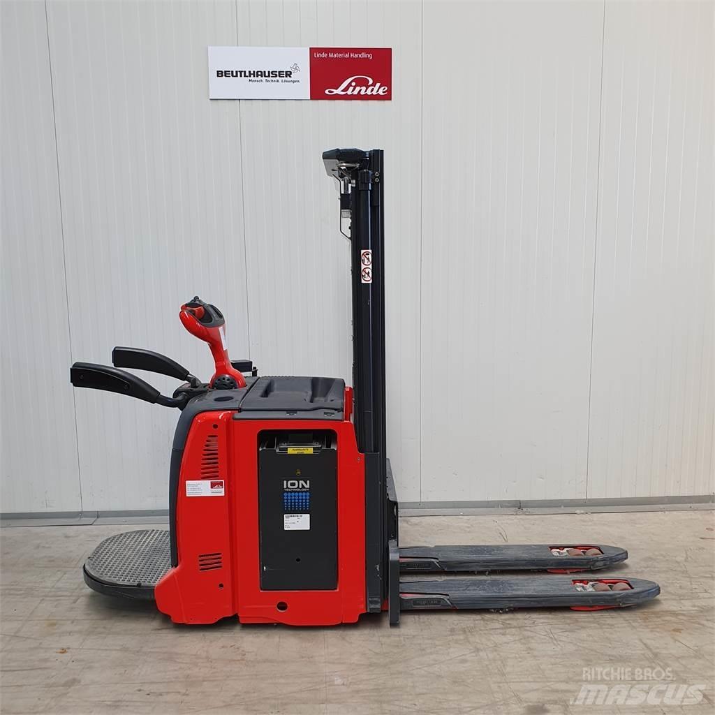 Linde D12AP Gyalogkíséretű targonca