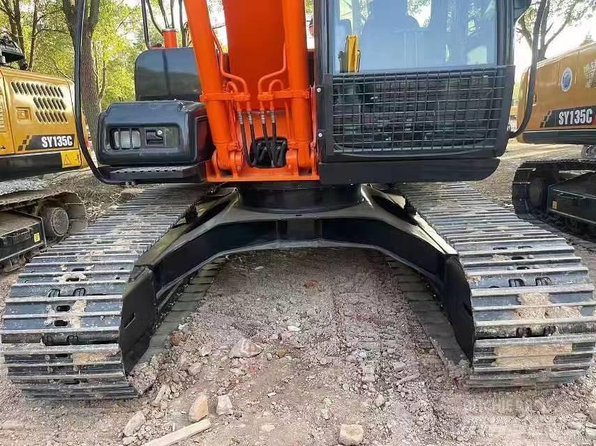 Hitachi ZX120 Lánctalpas kotrók