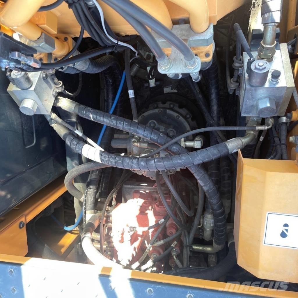Hyundai HX220L Lánctalpas kotrók