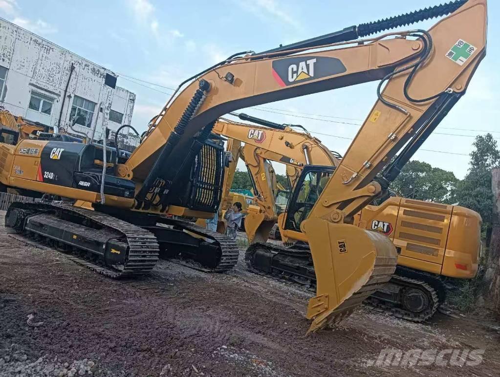 CAT 324 D L Lánctalpas kotrók