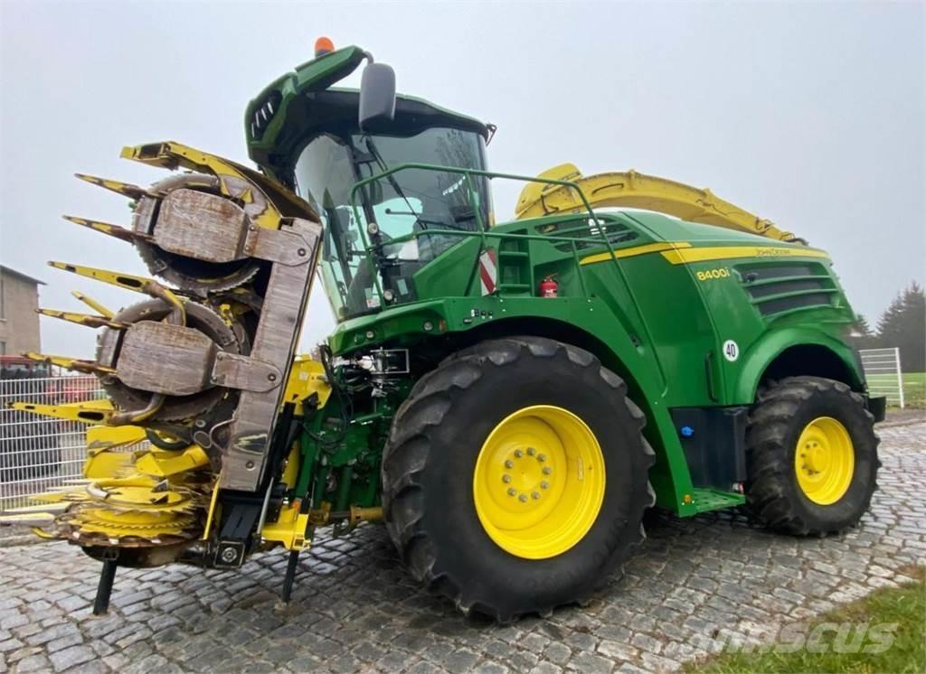 John Deere 8400i Önjáró szecskázók