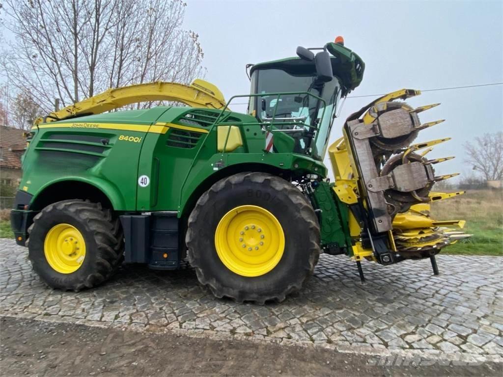 John Deere 8400i Önjáró szecskázók