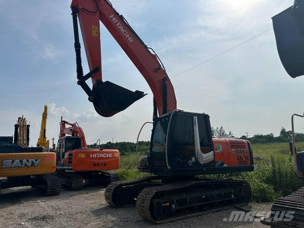 Hitachi ZX200 Lánctalpas kotrók