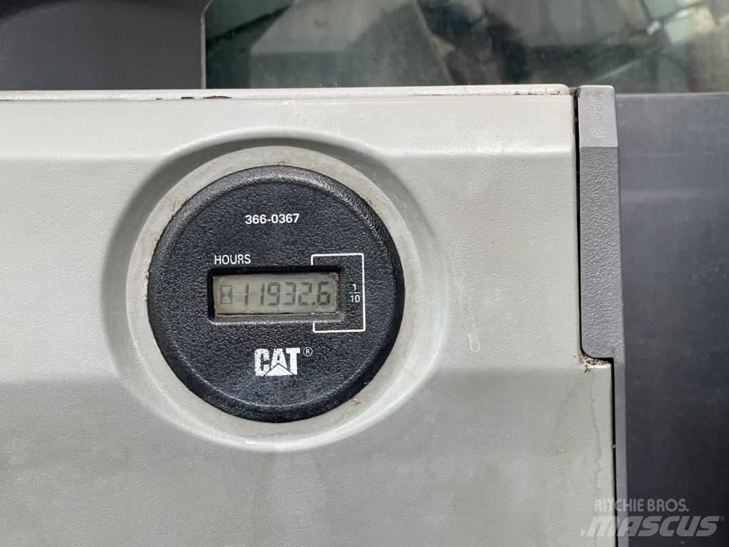 CAT 329E L Lánctalpas kotrók