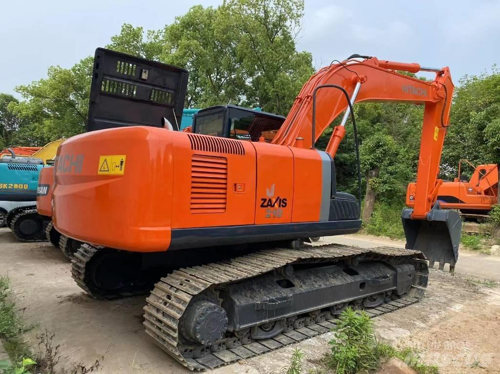 Hitachi ZX 210 Lánctalpas kotrók