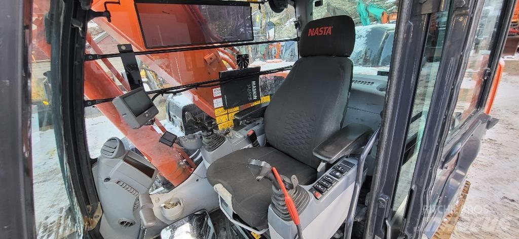 Hitachi ZX 210 LC-6 Lánctalpas kotrók