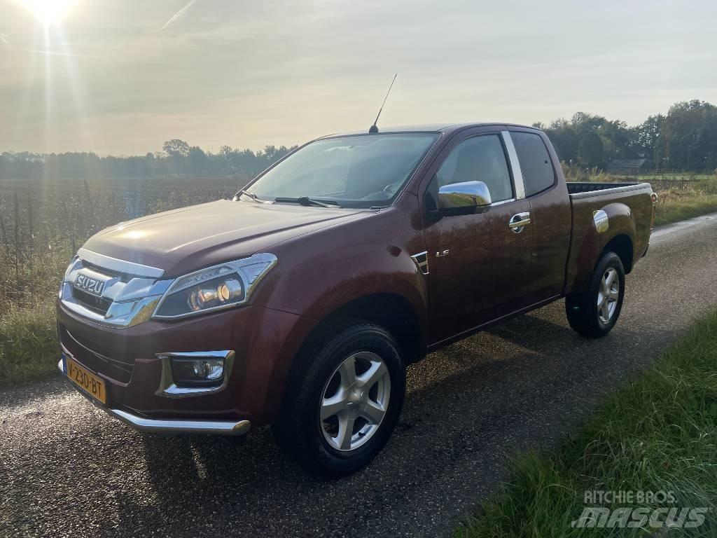 Isuzu D-MAX Kis teherszállító/Platós kocsi