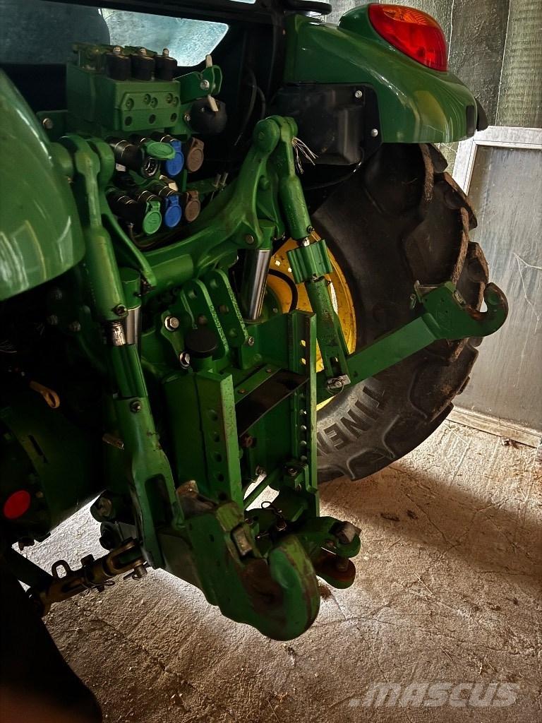 John Deere 5100 M Traktorok