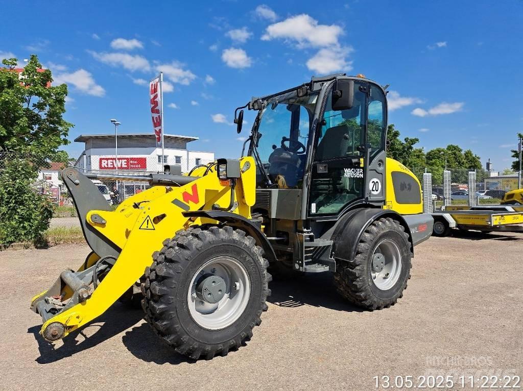 Wacker Neuson WL52 Gumikerekes homlokrakodók