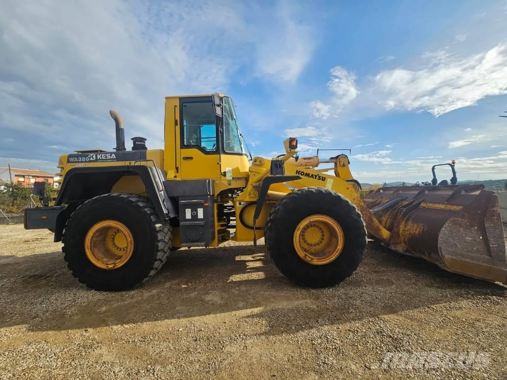 Komatsu WA 380-3H Gumikerekes homlokrakodók