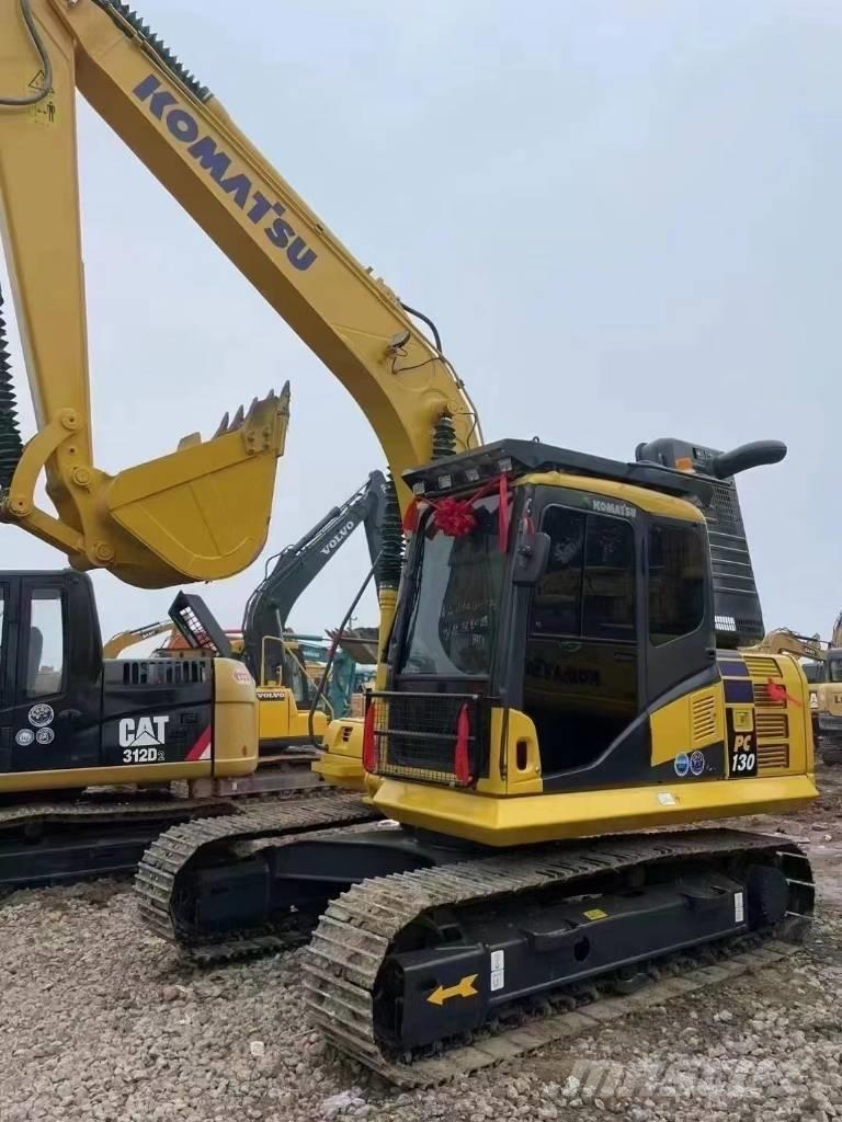 Komatsu PC 130-8 Lánctalpas kotrók