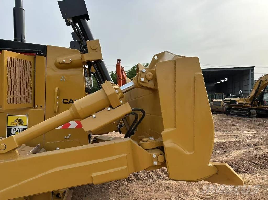 CAT D8R lánctalpas dózerek