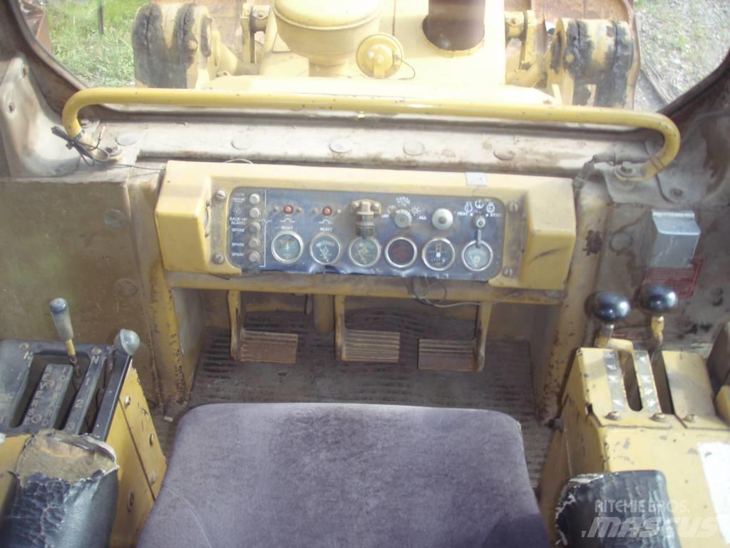 CAT 955 L Lánctalpas homlokrakodók
