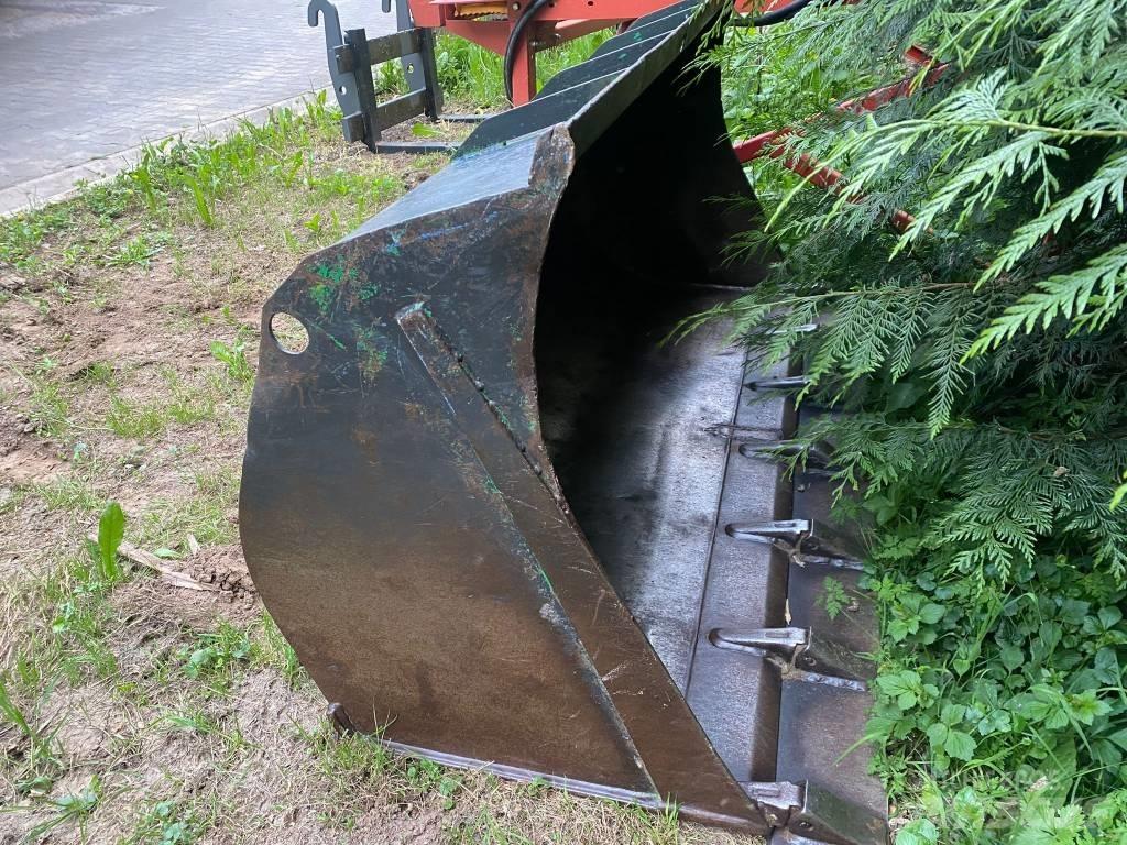 Volvo L 30 Gumikerekes homlokrakodók