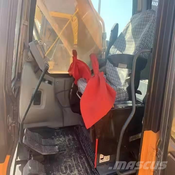 Sany SY 235 Lánctalpas kotrók