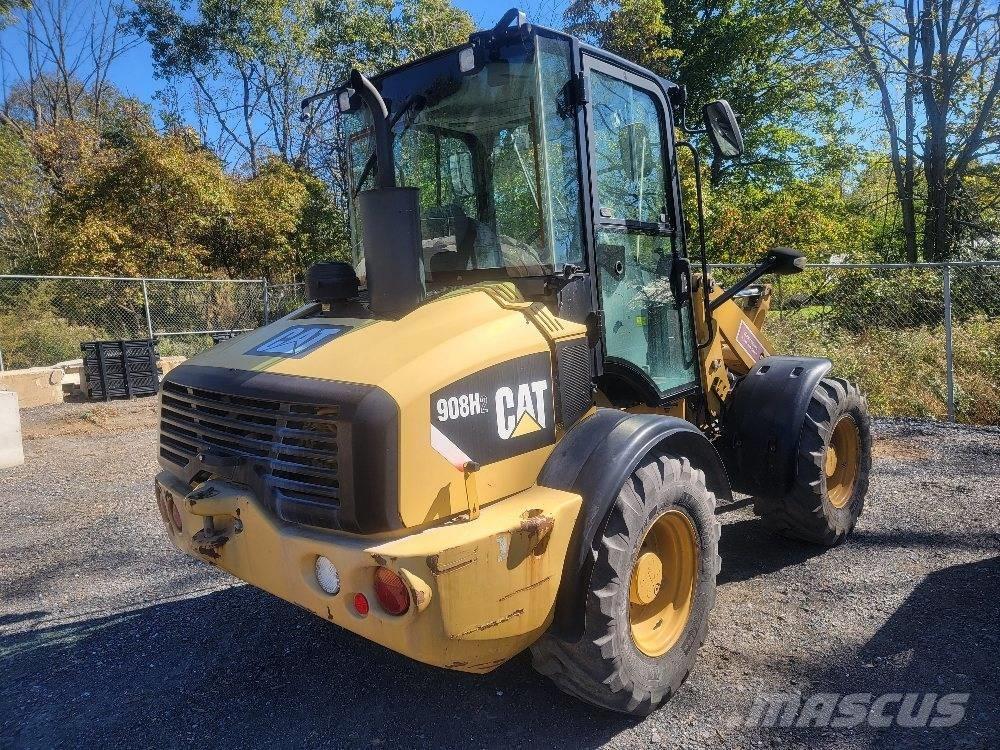 CAT 908 H 2 Gumikerekes homlokrakodók