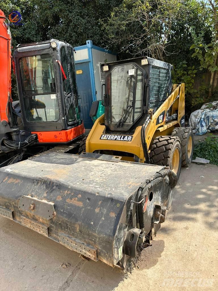 CAT 226 B Kompaktrakodók