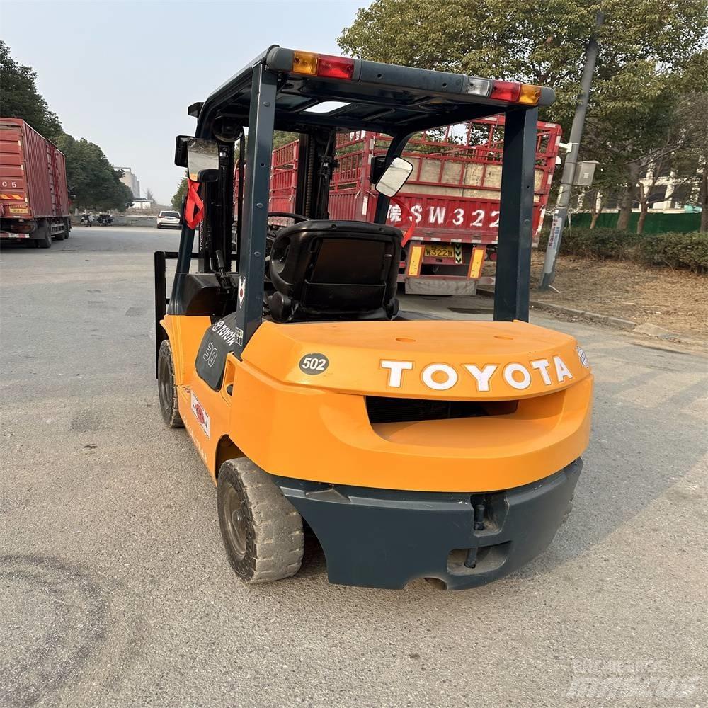 Toyota 62-7 FD N 30 Dízel targoncák