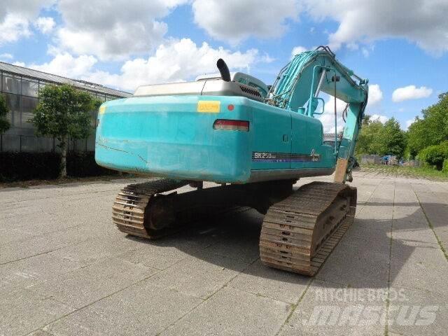 Kobelco SK250NLC Lánctalpas kotrók