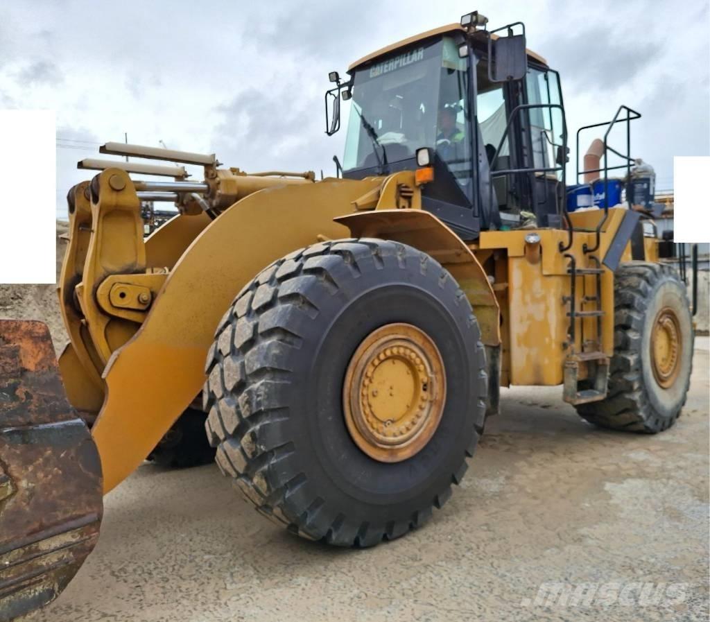 CAT 980 G II Gumikerekes homlokrakodók