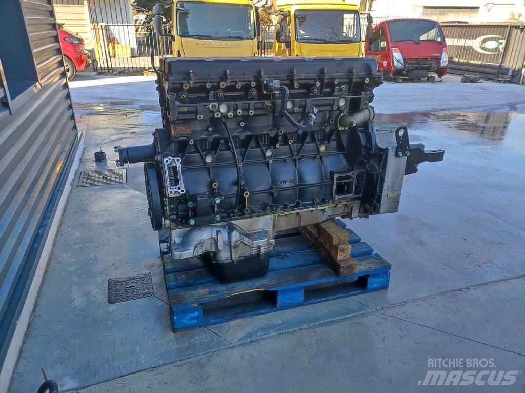 MAN D2676 540 hp Motorok