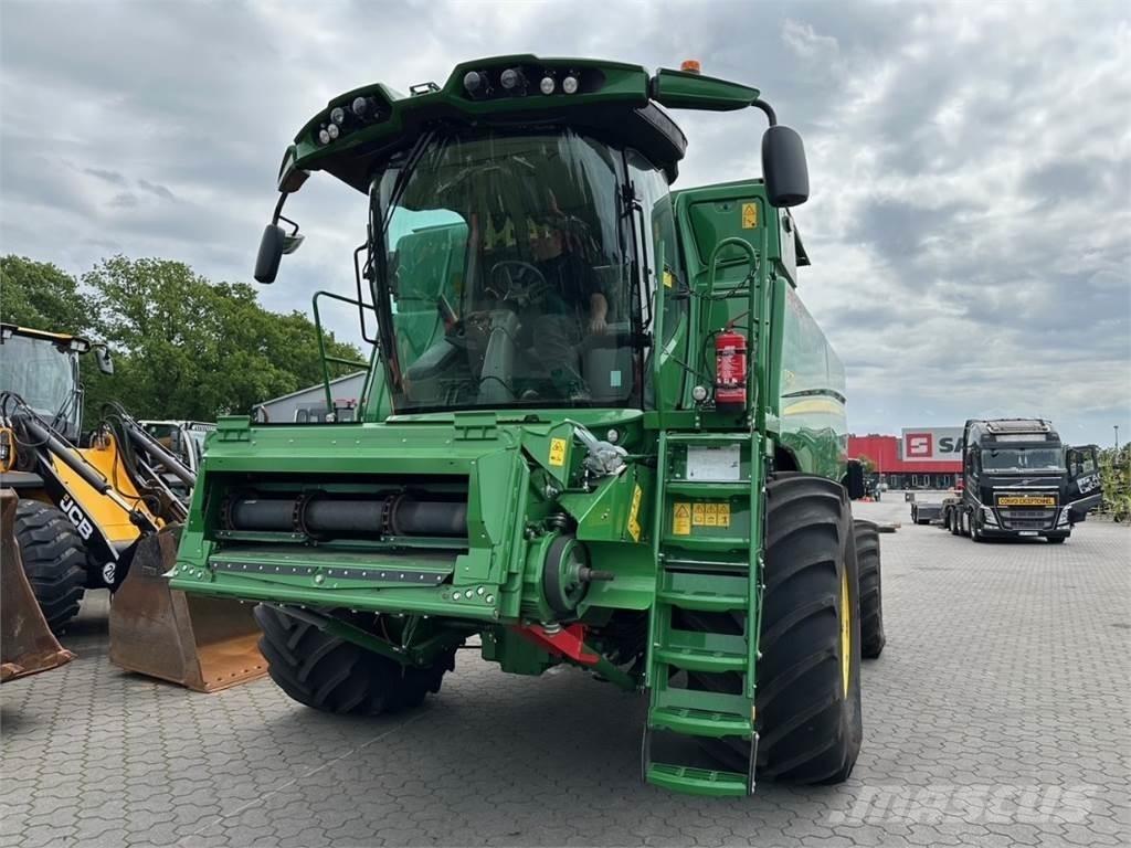 John Deere T 670 i Kombájnok