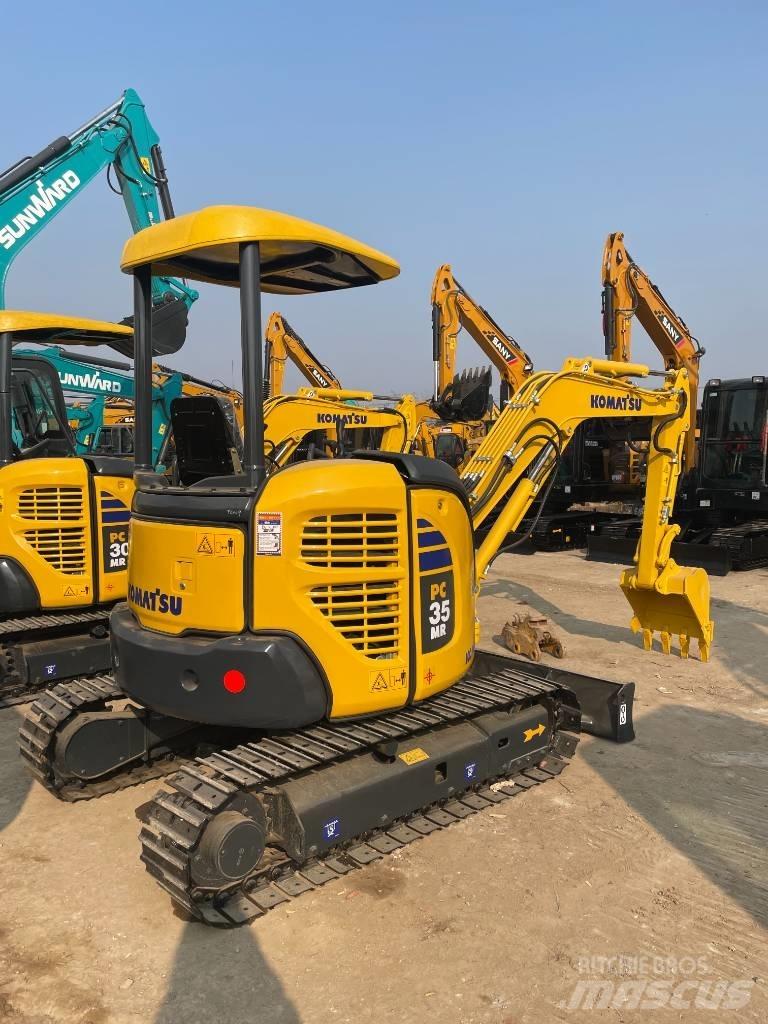 Komatsu PC 35 Mini kotrók < 7t