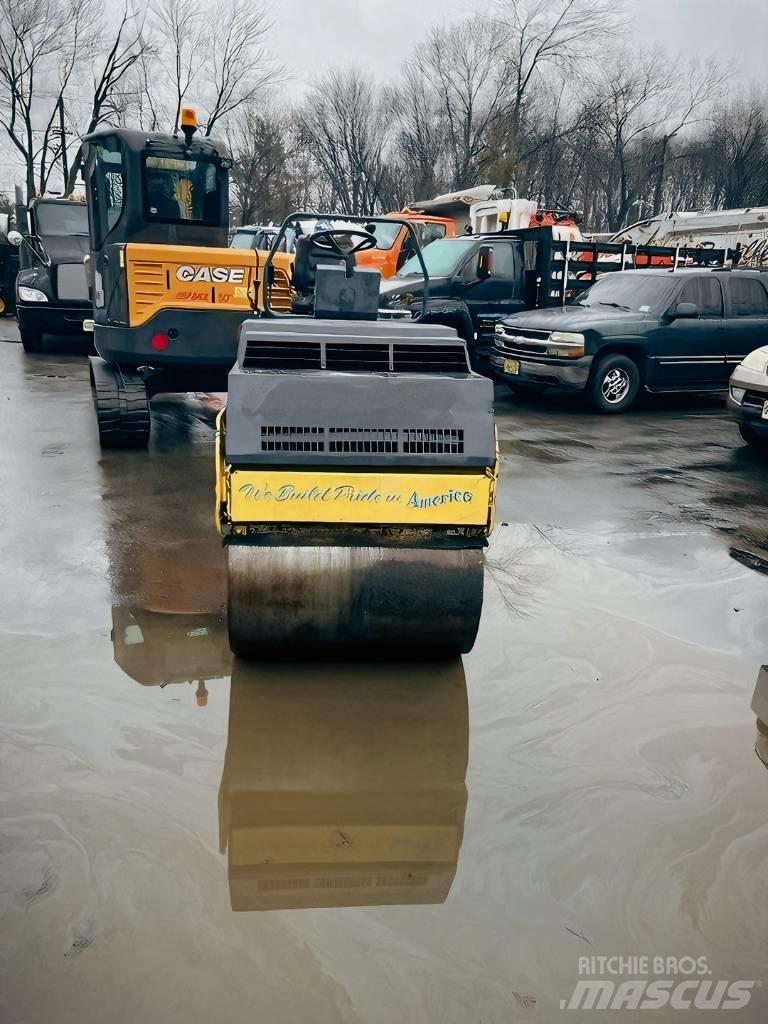 Bomag BW 100 AD-3 Ikerdobos hengerek