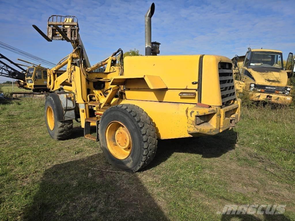 JCB 456 FOR PARTS Gumikerekes homlokrakodók