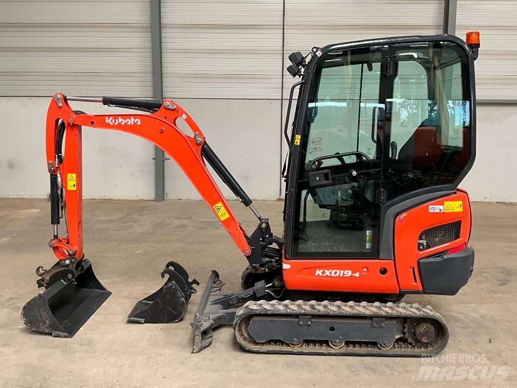 Kubota KX 019-4 Mini kotrók < 7t